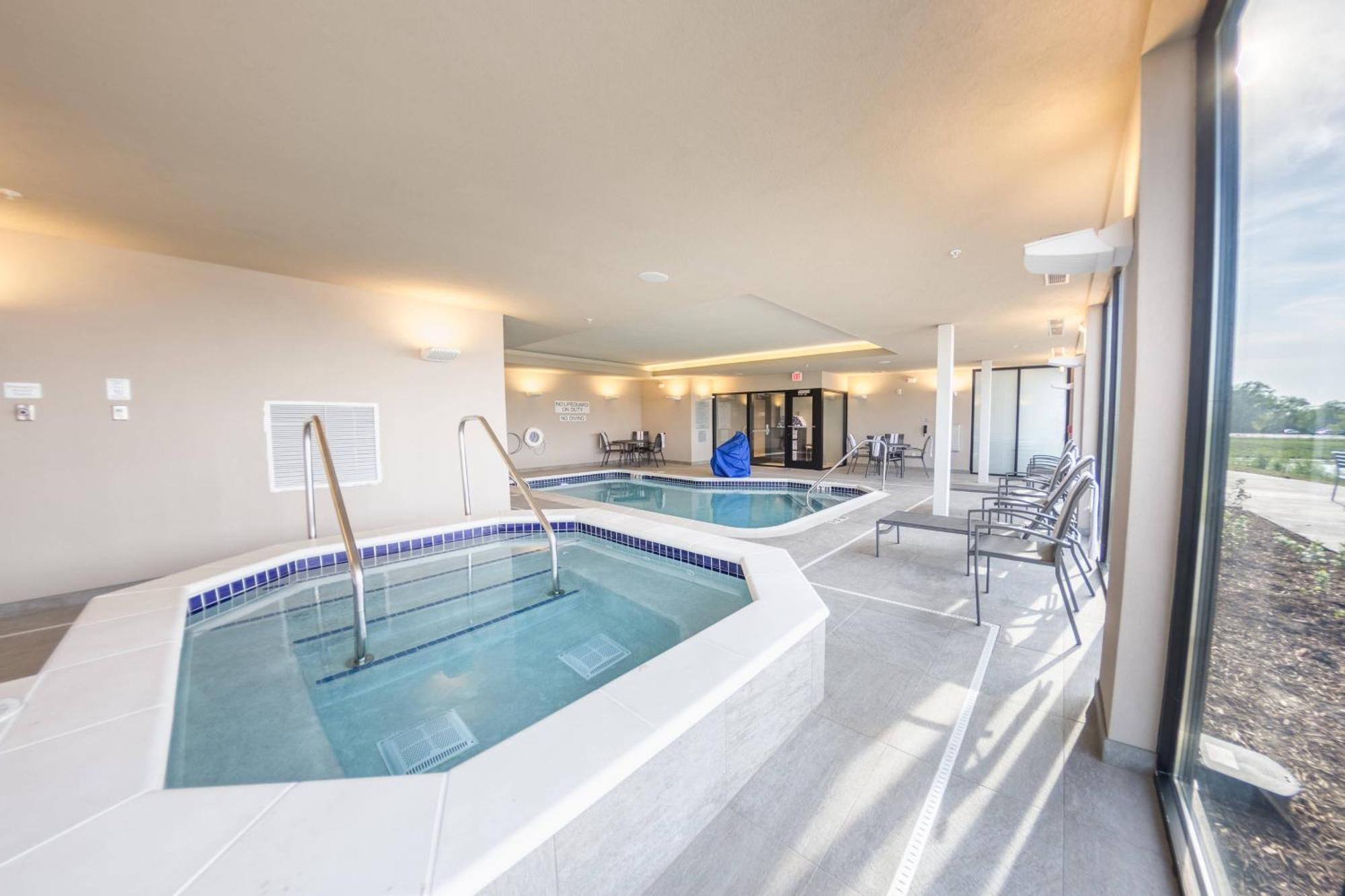 Fairfield Inn & Suites By Marriott Des Moines Altoona Bagian luar foto