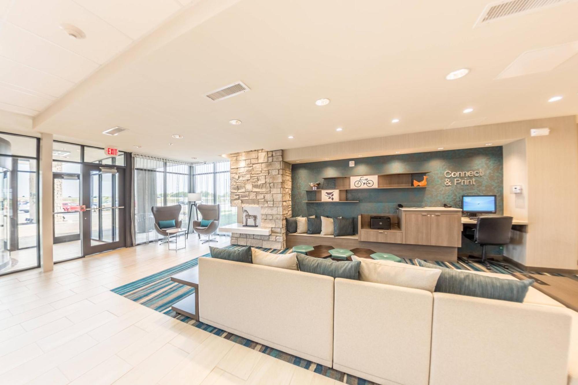 Fairfield Inn & Suites By Marriott Des Moines Altoona Bagian luar foto